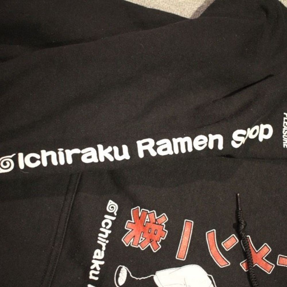 Naruto Ichiraku Ramen Shop Black Graphic Hoodie - Size Large - Picture 2 of 5